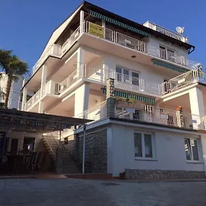  Apartman Christina